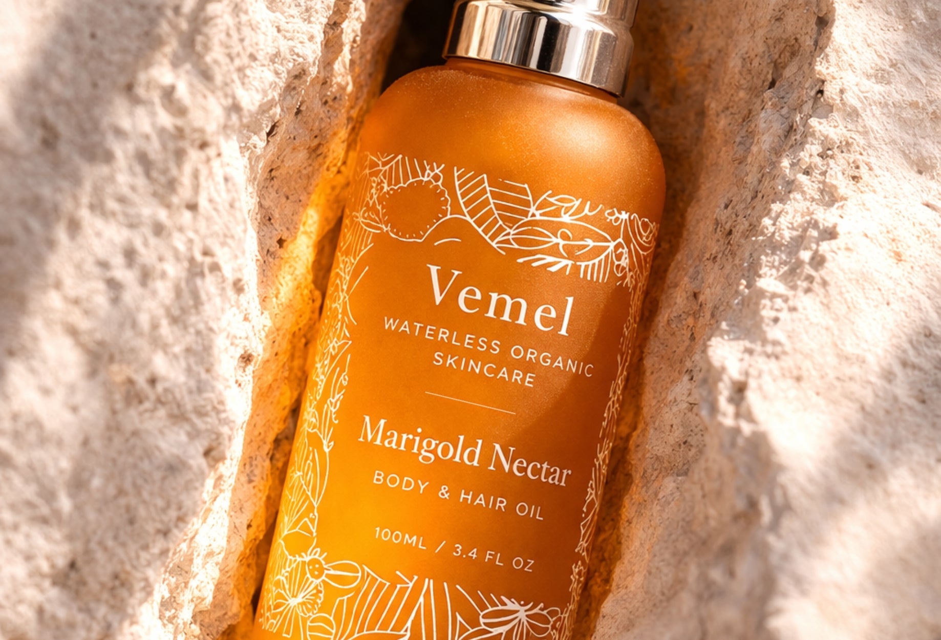 Best Body Oil for Dry Skin (And Why Waterless Oils Work Best)